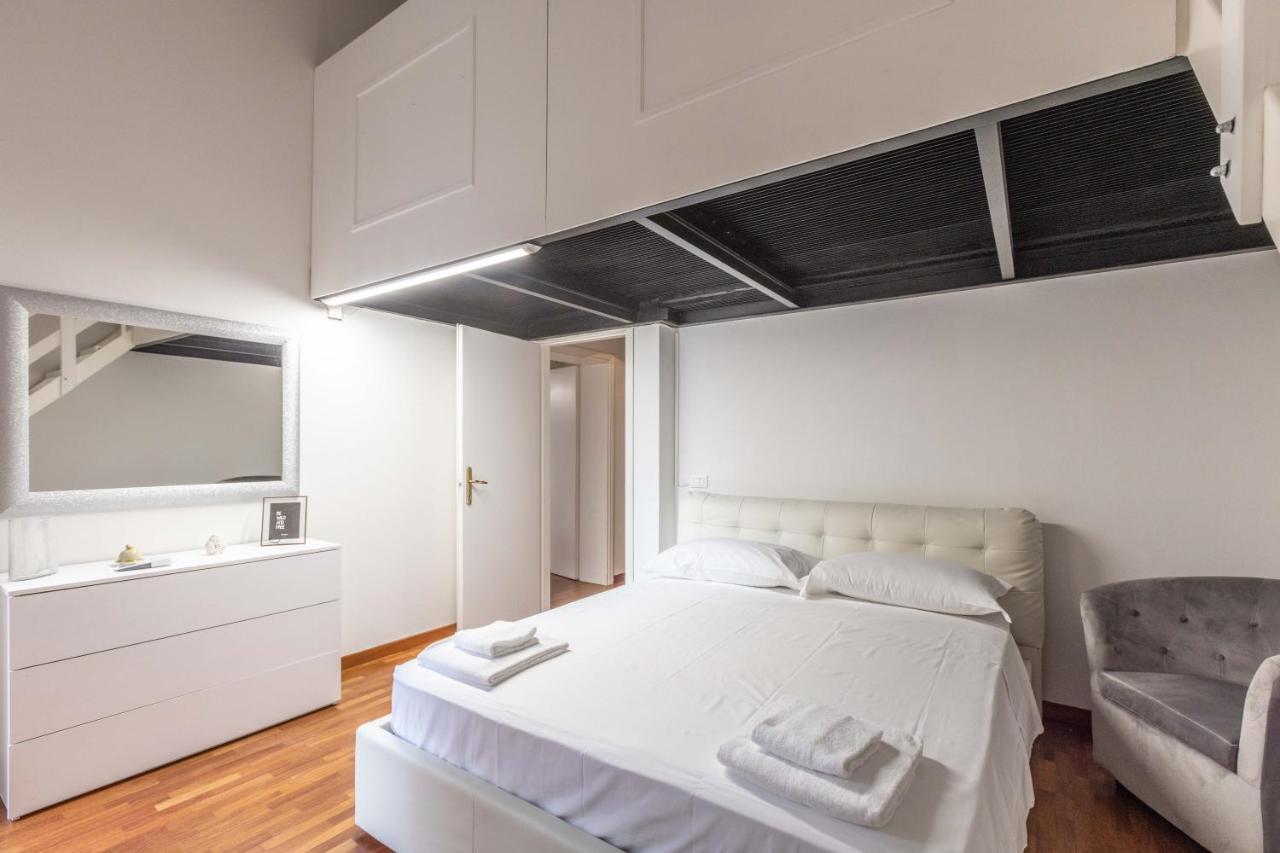 Ubaldini House, Bologna By Short Holidays Exteriör bild