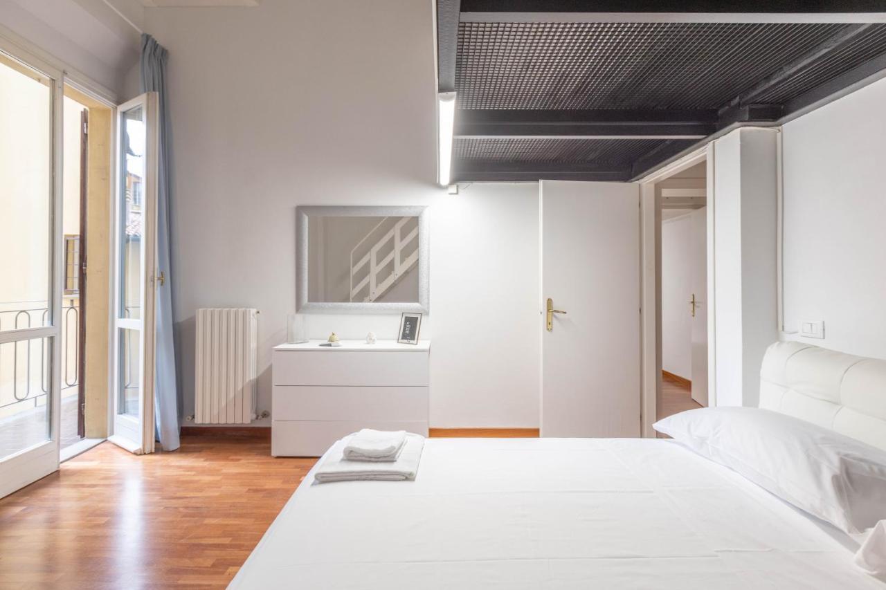 Ubaldini House, Bologna By Short Holidays Exteriör bild