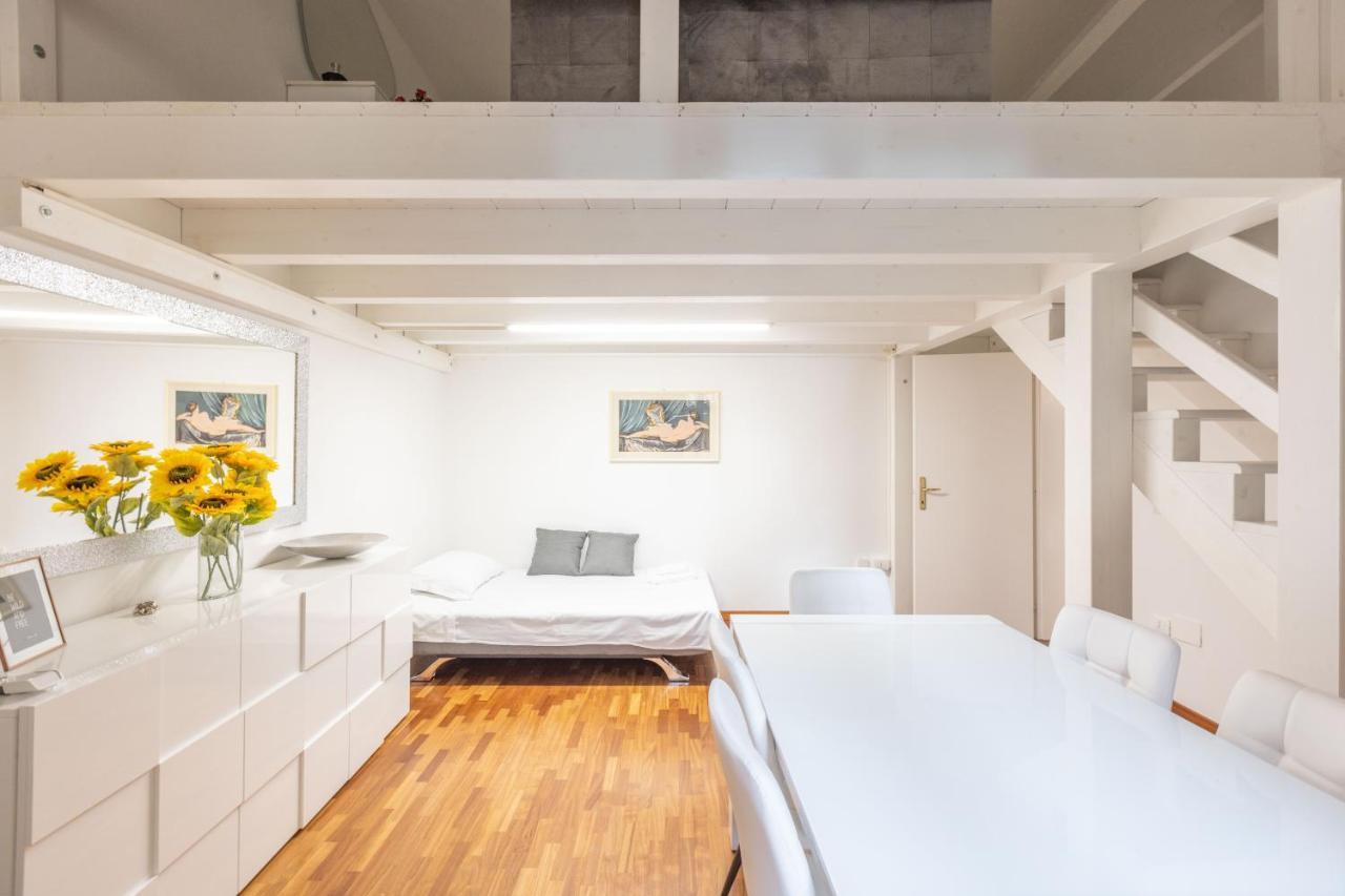 Ubaldini House, Bologna By Short Holidays Exteriör bild